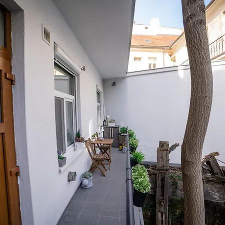 Sv. Urban Διαμέρισμα Μπρατισλάβα